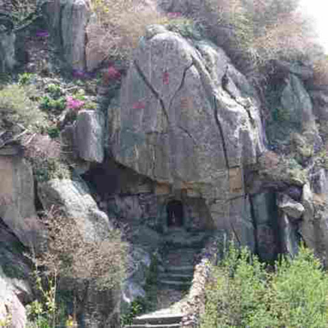 泰山青云洞 泰山青云洞