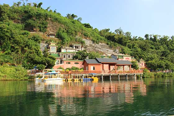 湛江湖光岩风景区介绍及游玩景点推荐 湛江湖光岩风景区介绍及游玩景点推荐