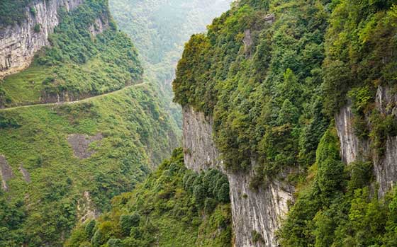 重庆武隆天坑地缝一日游怎么玩？附行程路线及游玩攻略
