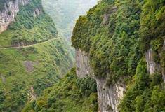 重庆武隆天坑地缝一日游怎么玩？附行程路线及游玩攻略