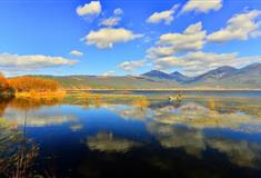 拉市海湿地公园：海景栈道