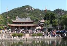 扬州大明寺：放生池