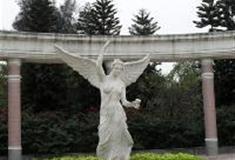 广州天河公园：天使雕像