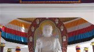 烟台南山风景区：南山药师玉佛