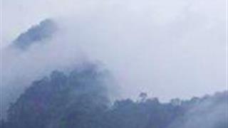 万佛山风景区：铜锣峰