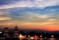 高雄莲池潭怎么玩？附游玩路线