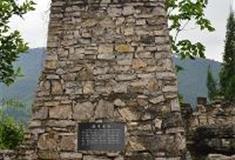 东温泉：烽火信号台