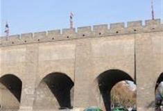 西安城墙景区：建国门