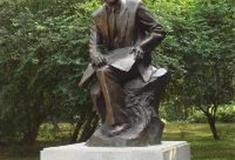 中国科学院华南植物园：俞德浚雕塑