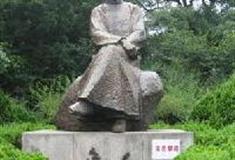 杭州西湖风景名胜区：鲁迅铜像
