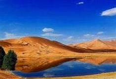 阿拉善盟腾格里达来月亮湖沙漠生态旅游区怎么玩？附游玩路线