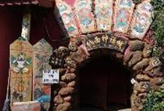 束河古镇：鬼屋