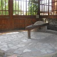 中华民族博物院土家族榨油坊 中华民族博物院土家族榨油坊