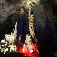 武隆芙蓉洞火箭待发