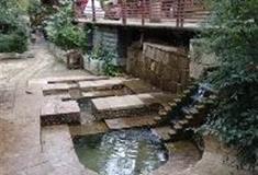 束河古镇：三眼井