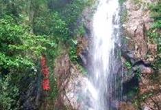 万佛山风景区：天河瀑