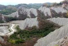 高雄月世界地景公园怎么玩？附游玩路线