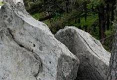 白马尖：一夫当关