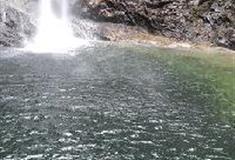 龙井峡：龙井潭瀑布