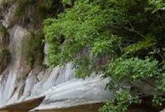 白马尖：龙门石壁