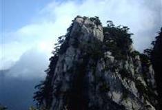 大别山主峰别山湖景区：霸王寨